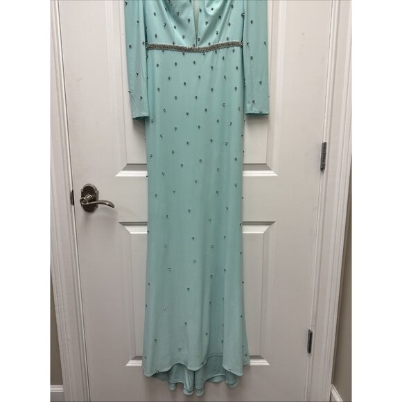 MAC DUGGAL Size 2 Mint BELTED JEWEL ENCRUSTED PLUNGE NECK LONG SLEEVE GOWN New - Picture 6 of 11
